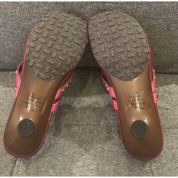 Dessert Red Studded Sandals size 6M - Picture 5 of 6